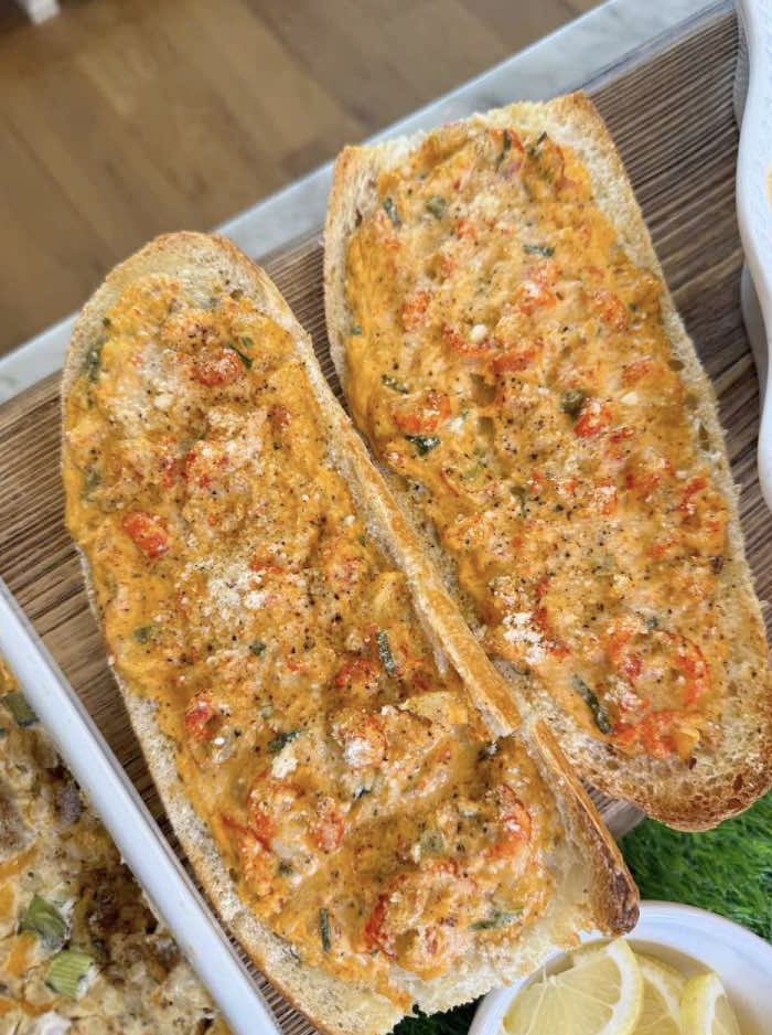 Easy Cajun Crawfish Bread Recipe – Cheesy Louisiana Appetizer