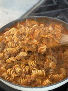 Creamy Vodka Meat Sauce Pasta (Easy 20-Minute Dinner)